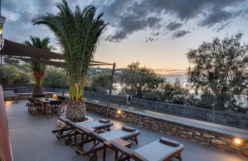 Kini Villa | Aniv Villa by the Sea