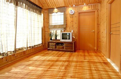 Taean House | Anmyeondo Lake Park Pension