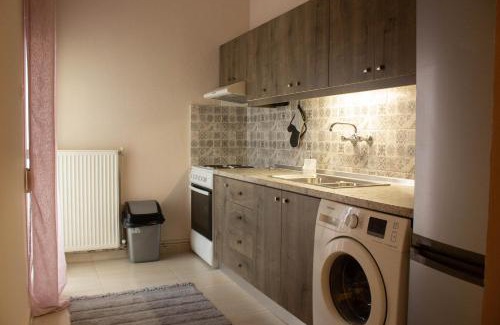 Epanomi Apartment | Anni's Home