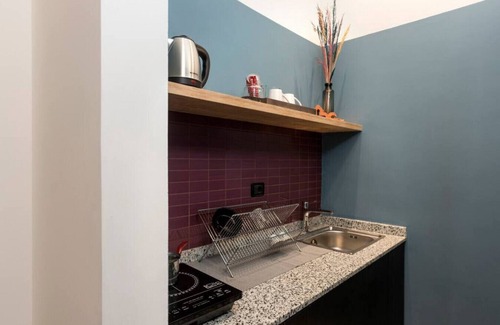 Gemmayzeh Apartment | Anoor 205 Gemmayze 2-BR Apt w/Balcony & 24/7 Power