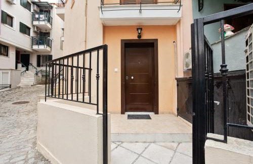 Ano Poli Apartment | Anopolh front apartment