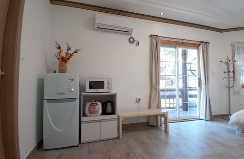 Gyeongju House | Another World Pension
