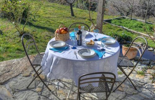 Calice Ligure House | Antica Casa del Canto Relax & Natura tra Mare Trekking e Bike