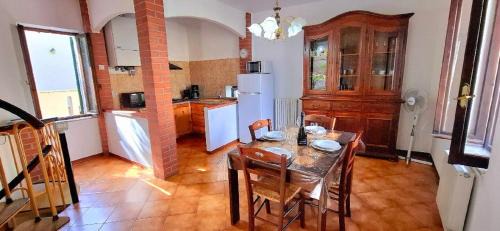 Pompeiana House | Antica casa in pietra vista mare