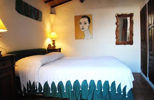 San Pantaleo Hotel | Antica Dimora La Corona