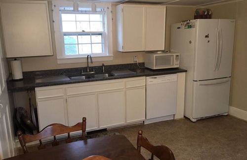 Wellfleet House | Antique Cape In The Cape Cod National Seashore Park Near Gull Pond