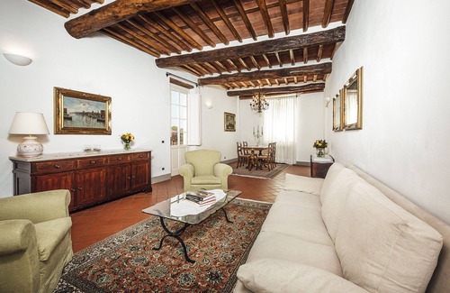 Capannori Resort | Antique Farmhouse On The Hills Of Lucca