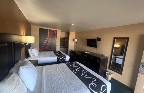 Falfurrias Hotel | Antlers Inn