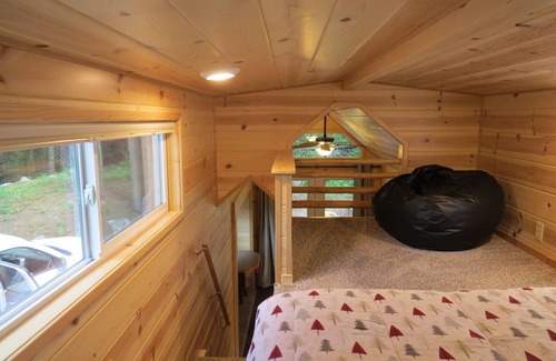 North Powder Cabin | Antone Creek Lodge, Cabin #2