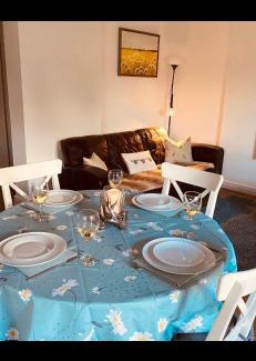 Rhydymwyn House | Anvil Cottage