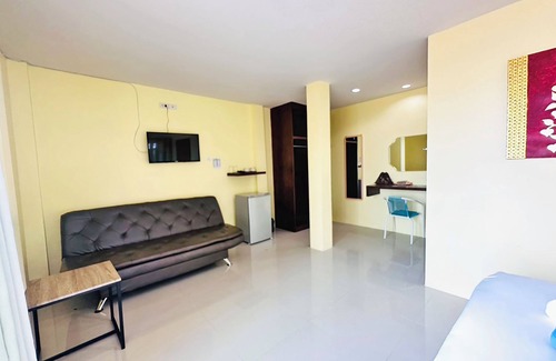 Sai Thai Hotel | Anyavee Chom By The Sea