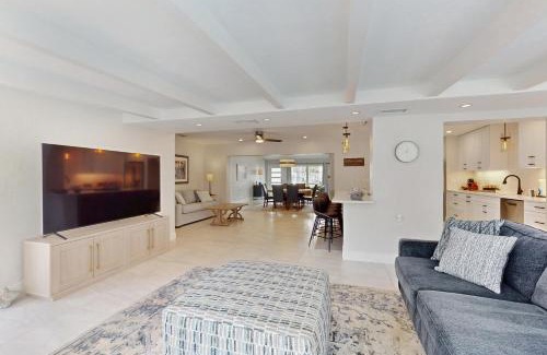 Ringling Estates House | Anything Is Possible