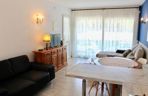 Pals Apartment | AP C/GOLF 105