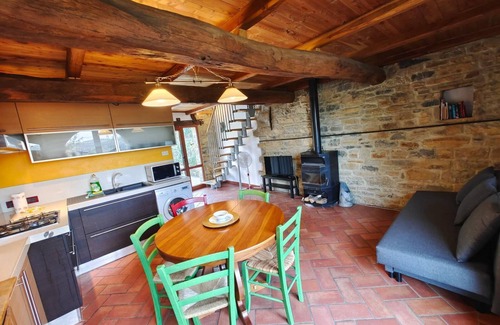 Madonna Dei Fornelli Apartment | Apartm. old stone house 4+2 persons