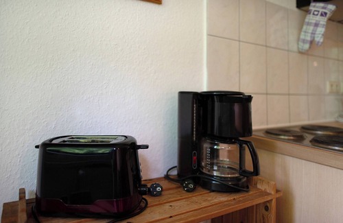 Feldberger Seenlandschaft Apartment | Apartment 'Ferienwohnung Hecht' with Wi-Fi