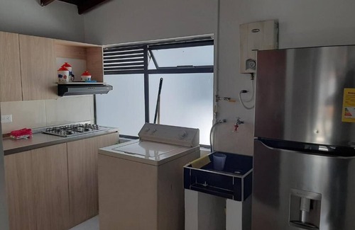 Envigado Apartment | Aparta Estudio, Bien Dotado y Ubicado