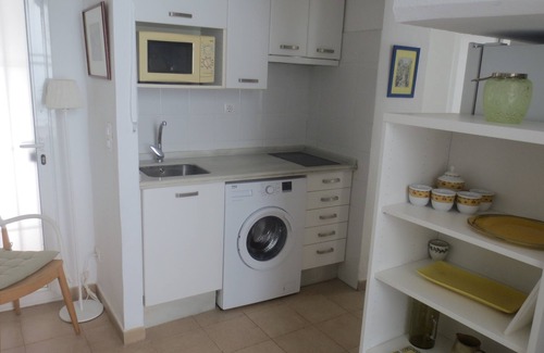 Conil de la Frontera City Center Apartment | Apartamento Amarillo con Vistas al mar