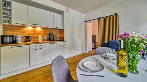 Szklarska Poreba Apartment | Apartament B23 Green Resort z Basenem, Sauną, Jacuzzi, Siłownią - 5D Apartments