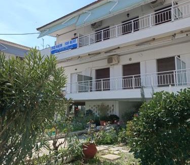 Nea Potidaia Apartment | APARTAMENT KETI