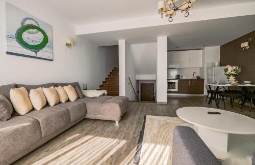 Poiana Brasov Apartment | Apartament lux Poiana Brasov B23