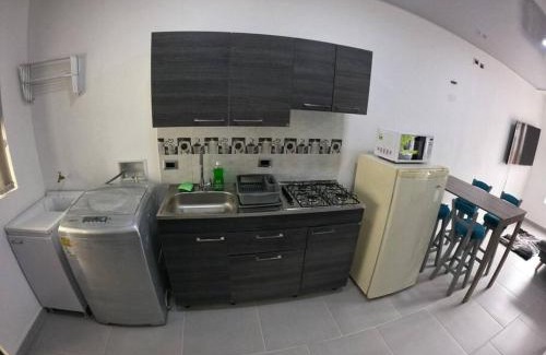 Barrios Unidos Apartment | Apartamento 300 dotado cerca a Héroes