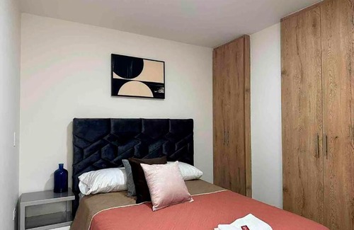 Guatape Apartment | Apartamento 403 - Terraza con Jacuzzi - 2 Habitaciones - Rentas Cortas Gerencial