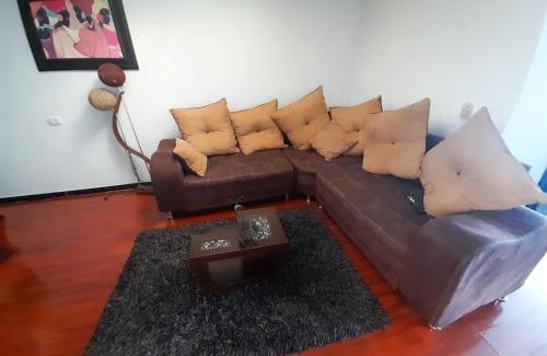 Engativa Apartment | Apartamento Amplio, 3 habitaciones, cerca al Aeropuerto, al CAS Visa,