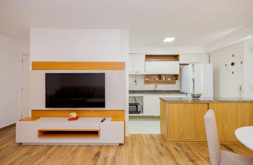 Matriz Apartment | Apartamento Com Vaga e 2 Quartos - HUB2102A