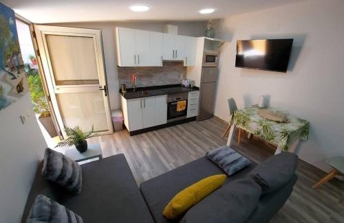 Bueu Apartment | Apartamento con patio cerca de la playa