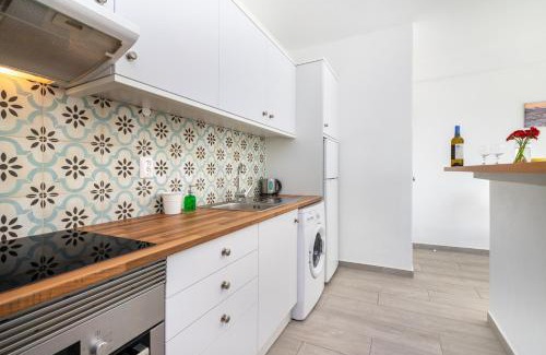 Alvor Apartment | APARTAMENTO COR DO MAR - Sunny, Clean and spacious apartment with sea view, in Alvor - very close walking distance to the beach and Alvor Village
