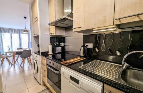 Platja d'Aro Apartment | Apartamento En el Port dAro by Host&Joy