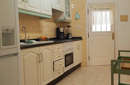 Punta del Hidalgo Apartment | Apartamento Junto al Mar, Wi-fi Gratis. Hasta 3 Personas