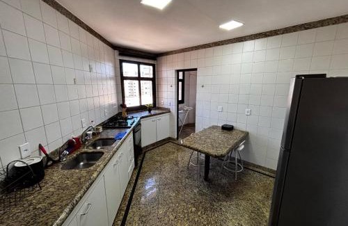 Praia do Morro Apartment | Apartamento Espaçoso com Vista Fabulosa para o Mar