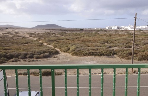 Caleta de Famara Apartment | APARTAMENTO FAMILIAR