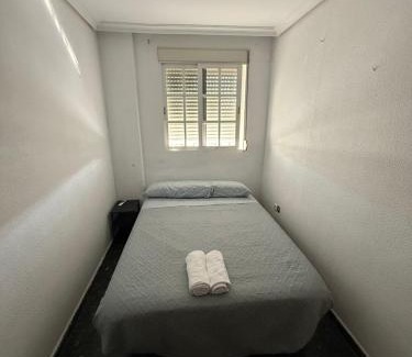 Este-Alcosa-Torreblanca Apartment | Apartamento Familiar