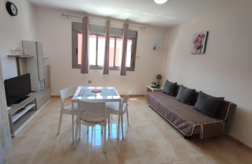 Puerto del Rosario Apartment | Apartamento fuerte 1