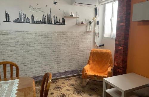 Bailen-Miraflores Apartment | Apartamento Lulu