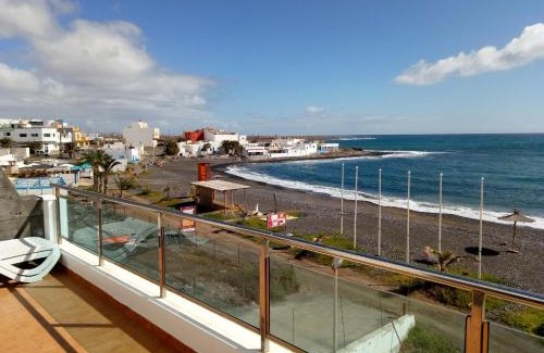 Puerto Lajas Apartment | APARTAMENTO PRIMERA LÍNEA DE PLAYA