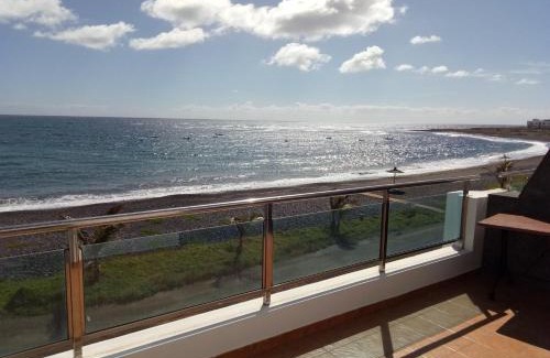 Puerto Lajas Apartment | APARTAMENTO PRIMERA LÍNEA DE PLAYA