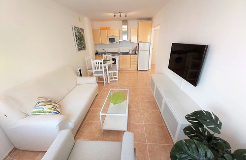 Morro Jable Apartment | Apartamento Sarah 3A, 2min to the beach and promenade, central and quiet. Free WIFI