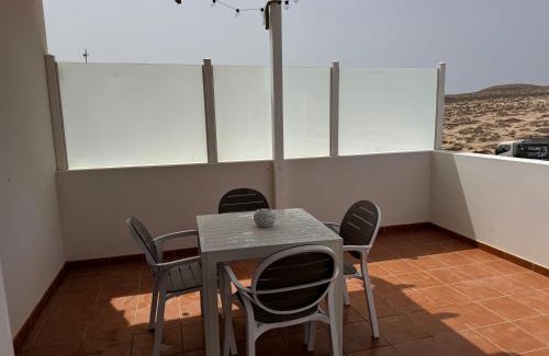Caleta de Sebo Apartment | Apartamentos Burgao