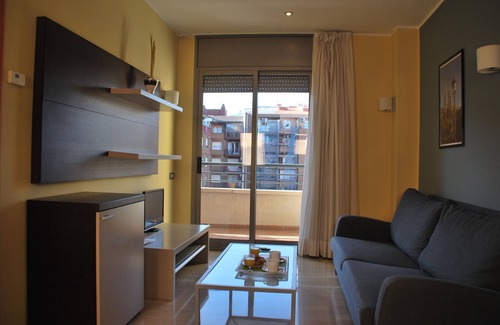 El Camp de l'Arpa del Clot Apartment | Apartaments Independencia