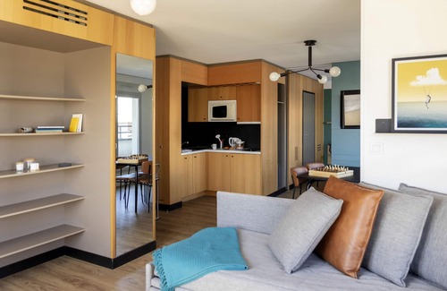 Annecy Apartment | Aparthotel Adagio Annecy Centre