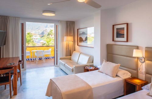 El Madronal Hotel | Aparthotel Parque Santiago III