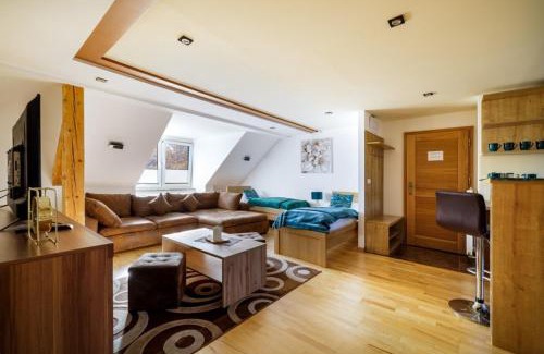Tatranska Lomnica Apartment | Apartmán ZORA Family