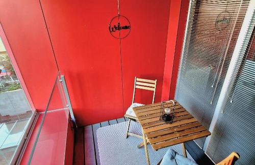 Ruzinov Apartment | Apartmánik v tichom nádvorí - free parking