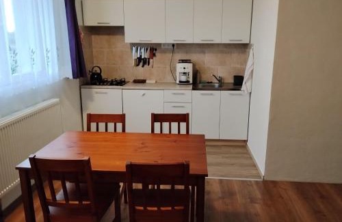 Zalsi Apartment | Apartmány V Zahradě Zálší
