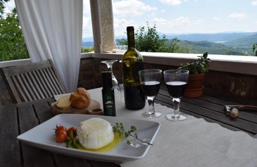 Oprtalj Apartment | Apartman CASA MARŠIĆ