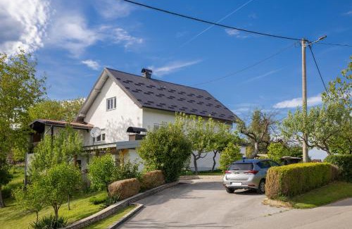 Slunj Apartment | Apartman Grey