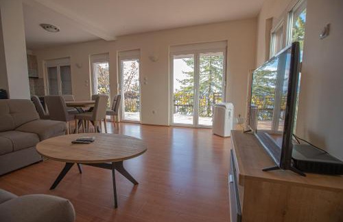 Ohrid Apartment | Apartmanents Valentino-Naselba Konjsko